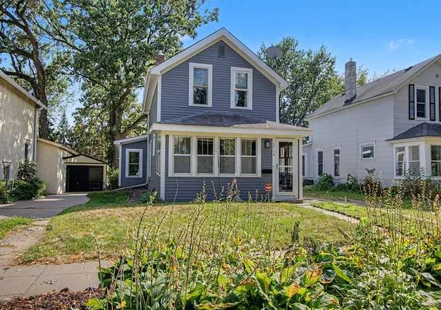 Photo 1 of Single family home for sale at 1714 Hewitt Ave, Saint Paul, MN 55104 | MLS# 7107747 | Listing updated on 2026-10-22