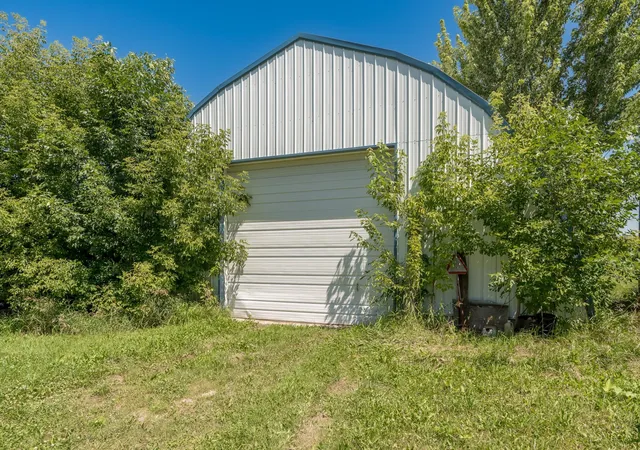 Photo 3 of Sale Pending at 1360 190th Street E, Jordan, MN 55352 | MLS# 7109371 | Listing updated on 2026-09-16