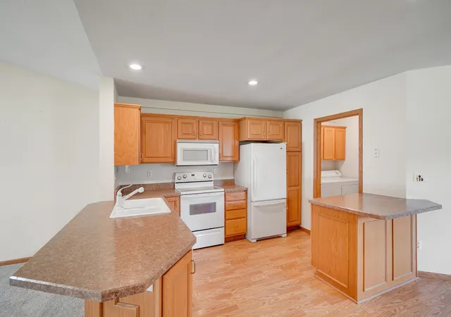 Photo 3 of Single family home for sale at 241 Tuttle Dr, Hastings, MN 55033 | MLS# 7109718 | Listing updated on 2026-09-17