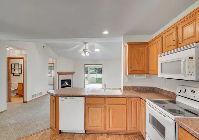 Photo 4 of Single family home for sale at 241 Tuttle Dr, Hastings, MN 55033 | MLS# 7109718 | Listing updated on 2026-09-17