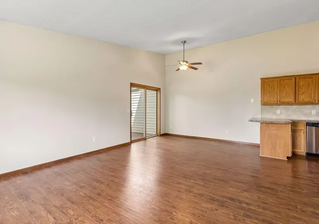 Photo 4 of Sale Pending at 3811 Windcrest Ct, Saint Paul, MN 55123 | MLS# 7110583 | Listing updated on 2026-09-16