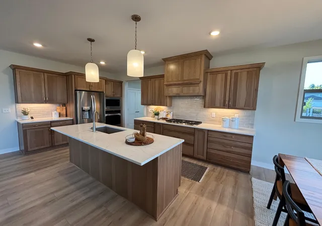 Photo 2 of Single family home for sale at 17924 Headwaters Dr, Lakeville, MN 55044 | MLS# 7111119 | Listing updated on 2026-09-17