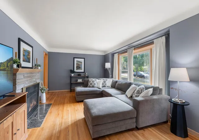 Photo 3 of Single family home for sale at 6001 Washburn Ave S, Minneapolis, MN 55410 | MLS# 7111673 | Listing updated on 2026-09-17