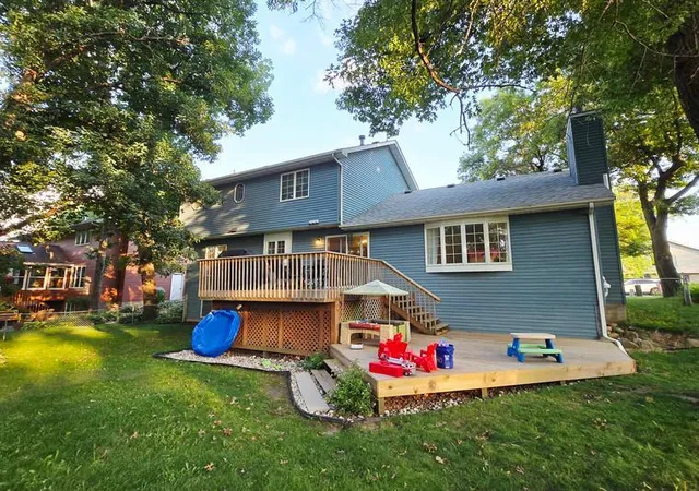 Photo 3 of Single family home for sale at 815 23rd Street Sw, Rochester, MN 55902 | MLS# 7111721 | Listing updated on 2026-09-17