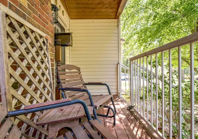Photo 1 of Single family home for sale at 615 12th Avenue NW, Saint Paul, MN 55112 | MLS# 7112620 | Listing updated on 2026-10-28