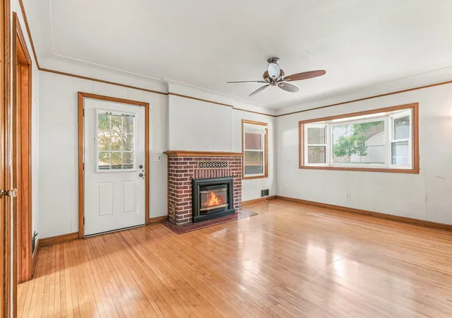Photo 3 of Single family home for sale at 615 12th Avenue NW, Saint Paul, MN 55112 | MLS# 7112620 | Listing updated on 2026-10-28