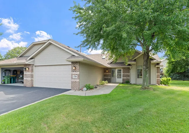 Photo 3 of Single family home for sale at 3700 Ladyslipper Ln N, Minneapolis, MN 55443 | MLS# 7112700 | Listing updated on 2026-09-09