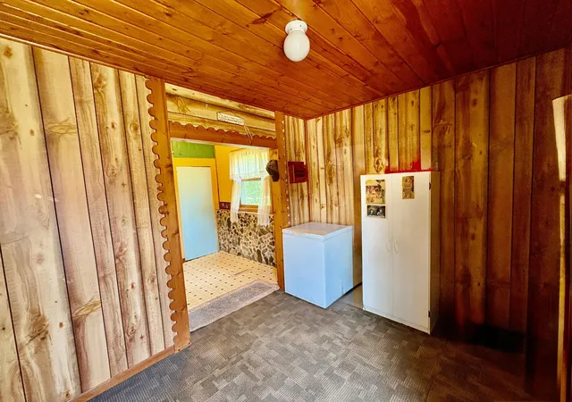 Photo 4 of Single family home for sale at 122 2nd Avenue SE, Baudette, MN 56623 | MLS# 7113069 | Listing updated on 2026-09-08