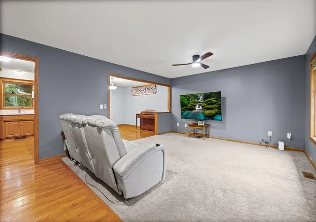 Photo 3 of Sale Pending at 2082 Cowern Pl E, Saint Paul, MN 55109 | MLS# 7113425 | Listing updated on 2026-09-09