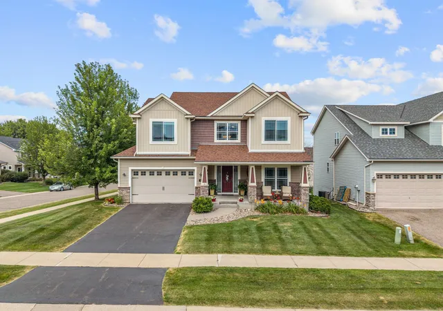 Photo 3 of Single family home for sale at 950 Drew Dr, Saint Paul, MN 55129 | MLS# 7115287 | Listing updated on 2026-09-09