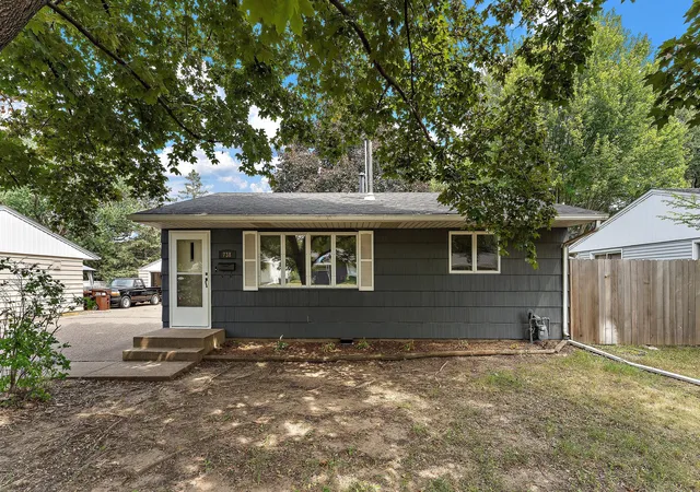 Photo 2 of Sale Pending at 738 22nd Avenue N, South Saint Paul, MN 55075 | MLS# 7115925 | Listing updated on 2026-09-16