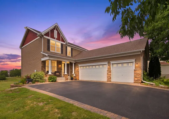 Photo 1 of Single family home for sale at 8837 196th Street W, Lakeville, MN 55044 | MLS# 7116282 | Listing updated on 2026-09-22