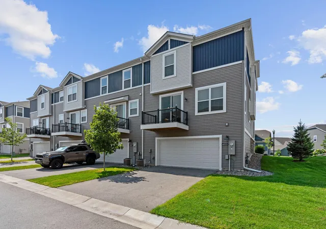 Photo 3 of Single family home for sale at 6533 Jody Ave S, Cottage Grove, MN 55016 | MLS# 7116562 | Listing updated on 2026-09-16