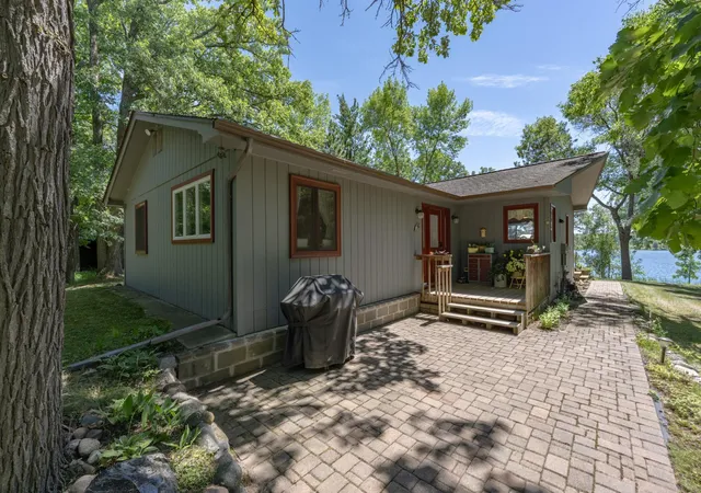 Photo 4 of Single family home for sale at 8811 Ossawinnamakee Rd, Pequot Lakes, MN 56472 | MLS# 7116634 | Listing updated on 2026-09-16