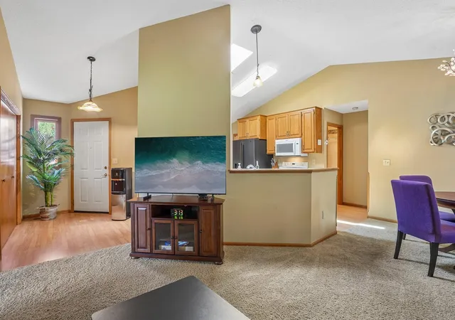Photo 4 of Single family home for sale at 9126 Windsor Ln N, Minneapolis, MN 55443 | MLS# 7116943 | Listing updated on 2026-09-16