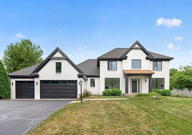 Photo 2 of Single family home for sale at 9140 Heritage Wy, Woodbury, MN 55125 | MLS# 7118384 | Listing updated on 2026-09-17