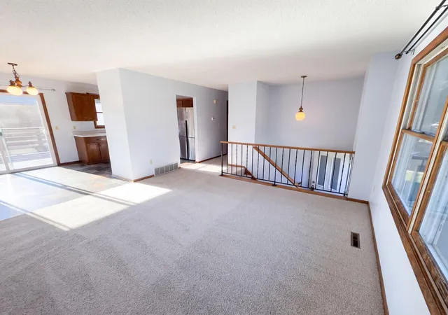 Photo 3 of Single family home for sale at 1720 24th Avenue Se, Rochester, MN 55904 | MLS# 7118436 | Listing updated on 2026-09-17