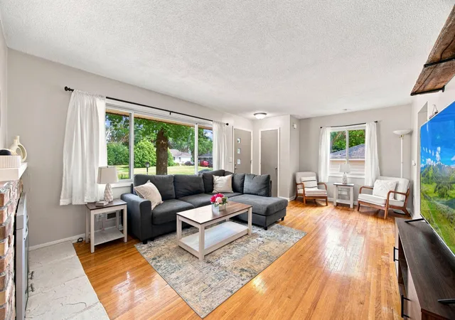 Photo 4 of Single family home for sale at 5719 Northport Dr, Minneapolis, MN 55429 | MLS# 7118584 | Listing updated on 2026-09-17