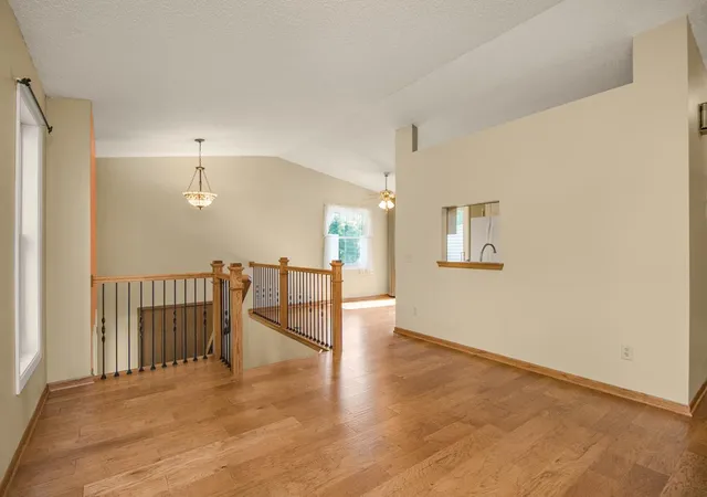 Photo 4 of Single family home for sale at 16211 Flagstaff Ct S, Rosemount, MN 55068 | MLS# 7118642 | Listing updated on 2026-09-16