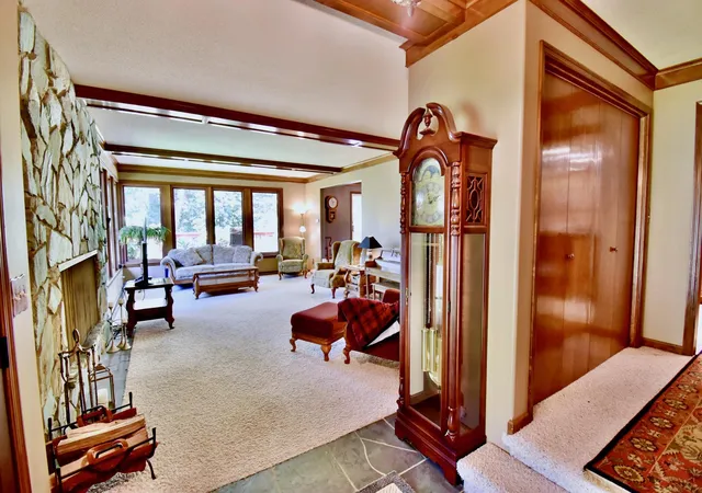 Photo 4 of Single family home for sale at 1800 Linda Ln, Saint Cloud, MN 56301 | MLS# 7118687 | Listing updated on 2026-09-22