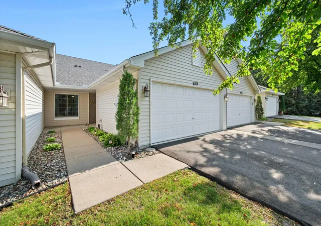 Photo 2 of Sale Pending at 6313 Brook Ln, Savage, MN 55378 | MLS# 7119591 | Listing updated on 2026-09-16