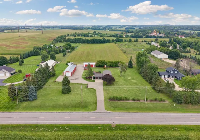 Photo 1 of Sale Pending at 21560 Blaine Ave, Farmington, MN 55024 | MLS# 7119768 | Listing updated on 2026-09-11