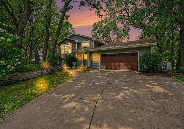 Photo 1 of Single family home for sale at 957 118th Lane Nw, Minneapolis, MN 55448 | MLS# 7119878 | Listing updated on 2026-09-16