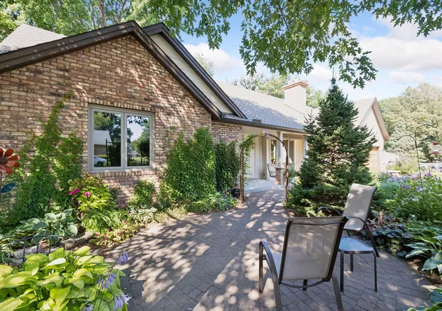 Photo 3 of Single family home for sale at 14885 Ironwood Ct, Eden Prairie, MN 55346 | MLS# 7120818 | Listing updated on 2026-09-17