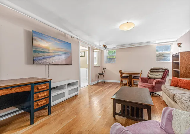 Listing Photo 5 - Condo for sale in building located at 2621 Humboldt Ave S, Minneapolis, MN 55408 - Unit #7