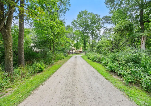 Photo 2 of Single family home for sale at 6093 County 24 Blvd, Cannon Falls, MN 55009 | MLS# 7121988 | Listing updated on 2026-09-17