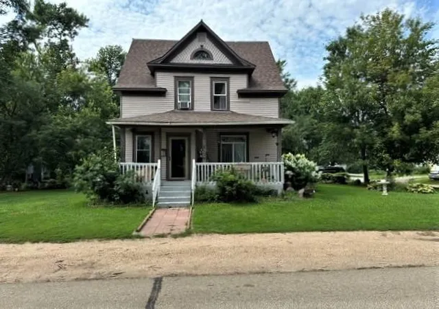 Photo 1 of Single family home for sale at 412 S 4th Street, Milan, MN 56262 | MLS# 7122262 | Listing updated on 2026-09-17