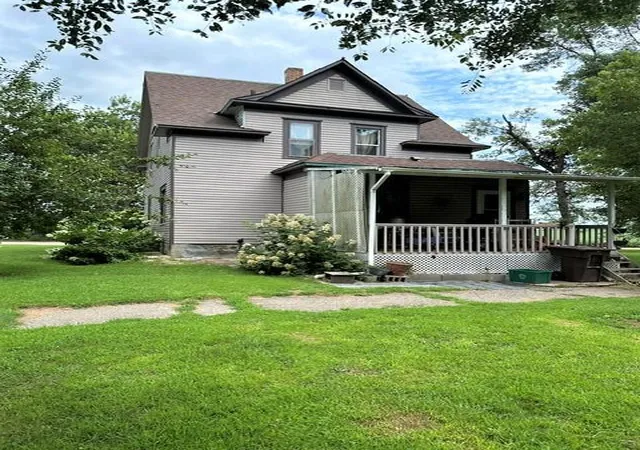 Photo 3 of Single family home for sale at 412 S 4th Street, Milan, MN 56262 | MLS# 7122262 | Listing updated on 2026-09-17