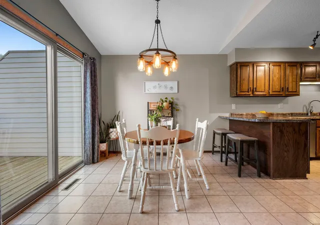 Photo 4 of Single family home for sale at 3837 Gershwin Ave N, Saint Paul, MN 55128 | MLS# 7122452 | Listing updated on 2026-09-17