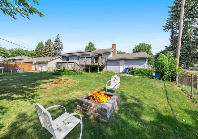 Photo 2 of Single family home for sale at 168 Linden Cir, Saint Paul, MN 55124 | MLS# 7122508 | Listing updated on 2026-09-16