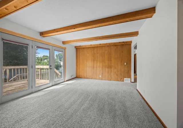Photo 4 of Single family home for sale at 168 Linden Cir, Saint Paul, MN 55124 | MLS# 7122508 | Listing updated on 2026-09-16