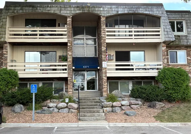 Condo for sale at 4371 Wilshire Blvd #305, Mound, MN 55364 | MLS# 7122693