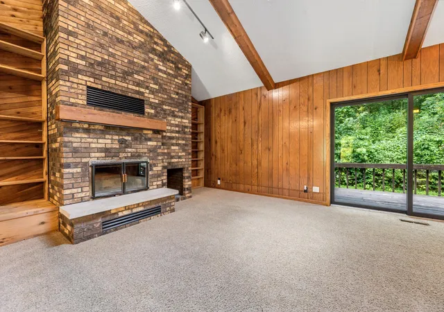 Photo 2 of Single family home for sale at 24334 County Rd 9, Winona, MN 55987 | MLS# 7122835 | Listing updated on 2026-09-18