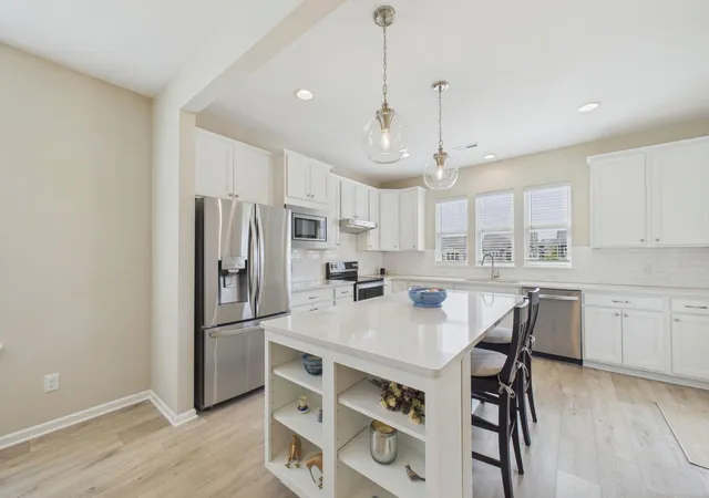 Photo 4 of Single family home for sale at 19397 103Rd Ave, Corcoran, MN 55374 | MLS# 7122978 | Listing updated on 2026-09-09
