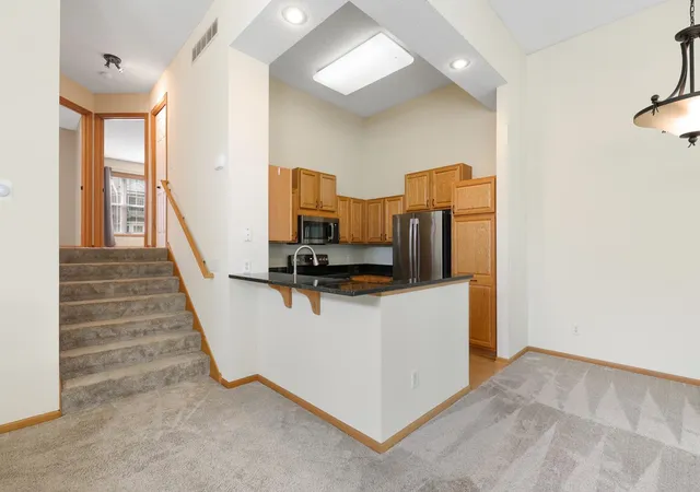Photo 4 of Single family home for sale at 16390 Timber Crst Dr SE, Prior Lake, MN 55372 | MLS# 7123093 | Listing updated on 2026-09-17