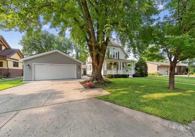 Photo 3 of Single family home for sale at 308 1st Street NW, New Richland, MN 56072 | MLS# 7123169 | Listing updated on 2026-09-17