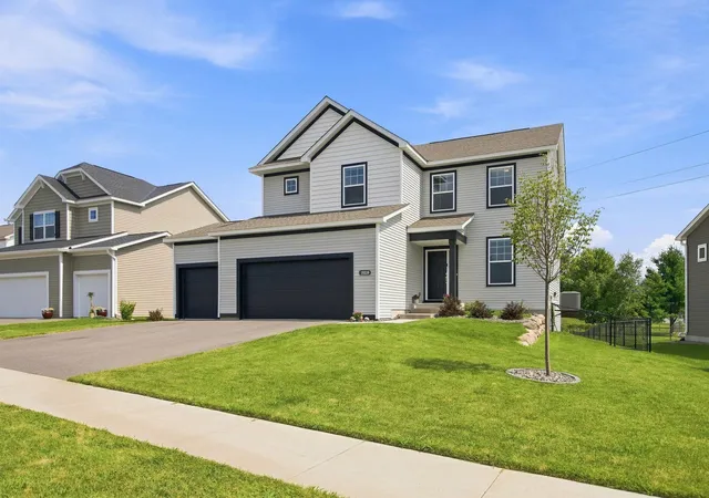 Photo 2 of Single family home for sale at 15519 Goodview Trl N, Hugo, MN 55038 | MLS# 7123215 | Listing updated on 2026-09-17