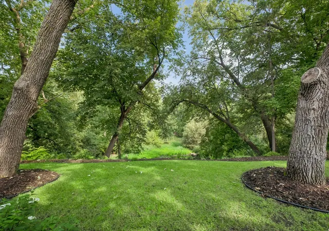 Photo 4 of Single family home for sale at 3308 W 55Th St, Edina, MN 55410 | MLS# 7123393 | Listing updated on 2026-09-16