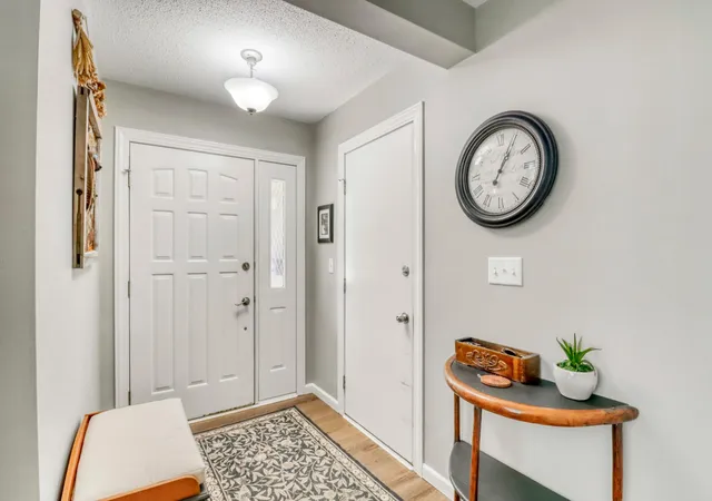 Photo 3 of Single family home for sale at 1047 Highwood Cir, Detroit Lakes, MN 56501 | MLS# 7123399 | Listing updated on 2026-09-17
