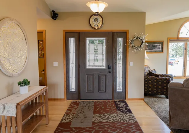 Photo 1 of Single family home for sale at 25 Benson Dr S, Lewiston, MN 55952 | MLS# 7123491 | Listing updated on 2026-10-22