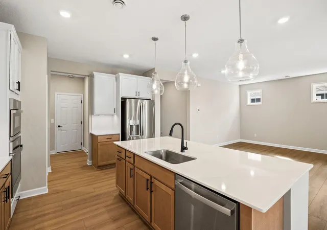 Photo 4 of Single family home for sale at 6809 Zenwood Ln, Hamel, MN 55340 | MLS# 7123517 | Listing updated on 2026-09-17