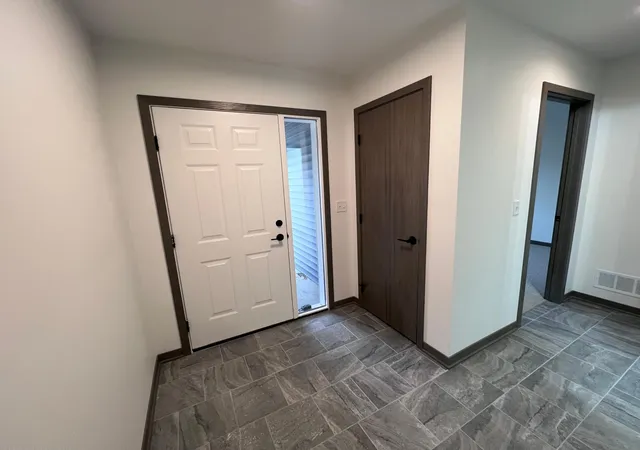 Photo 2 of Single family home for sale at 1427 Sunrise Ave Se, Rochester, MN 55904 | MLS# 7123882 | Listing updated on 2026-09-09