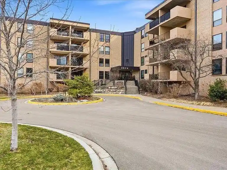 Listing Photo 1 - Condo for sale in 6670 Vernon Ave S located at 6670 Vernon Ave S, Edina, MN 55436 - Unit #106