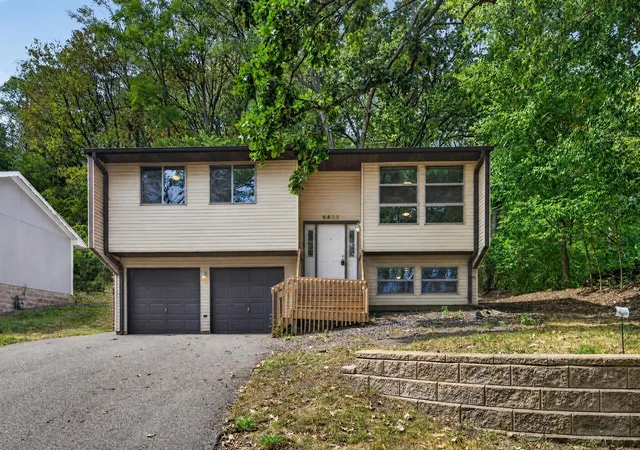 Photo 1 of Single family home for sale at 6463 Delilah Ave, Inver Grove Heights, MN 55076 | MLS# 7124535 | Listing updated on 2026-09-17