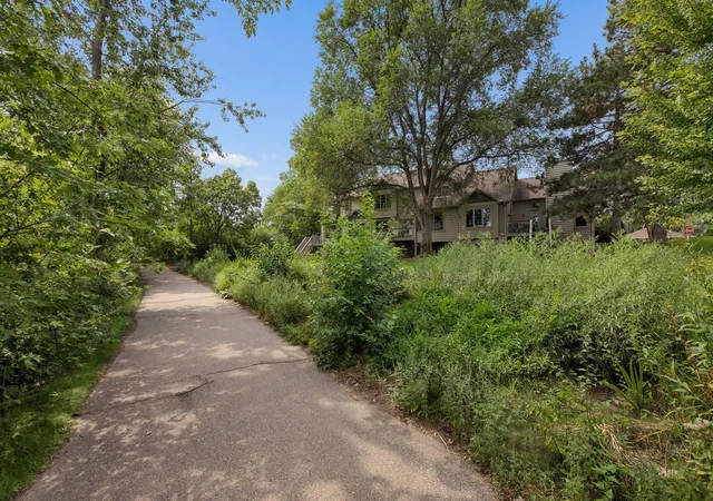 Photo 3 of Sale Pending at 608 Sullivan Dr Ne, Columbia Heights, MN 55421 | MLS# 7124558 | Listing updated on 2026-09-30