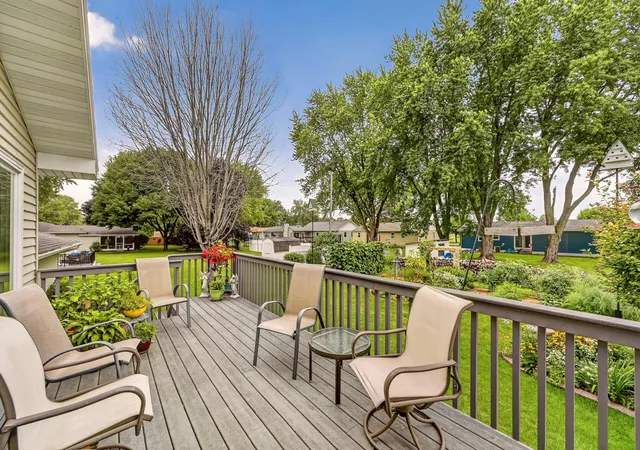 Photo 3 of Single family home for sale at 848 15th Street SE, Owatonna, MN 55060 | MLS# 7124578 | Listing updated on 2026-09-18
